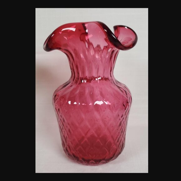 Vintage 7” Cranberry Red Glass Vase | Diamond Embossed Pattern Mid-Century Decor - Picture 4 of 6